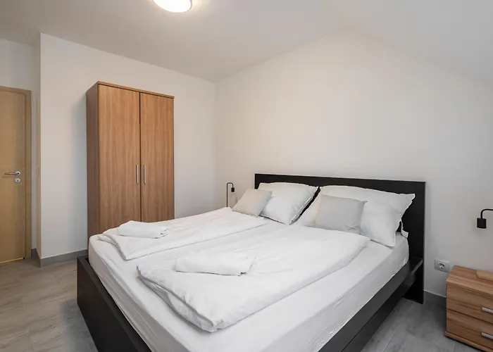 Apartment D16 - Gozsdu Garden - Location By Bqa Budapest
