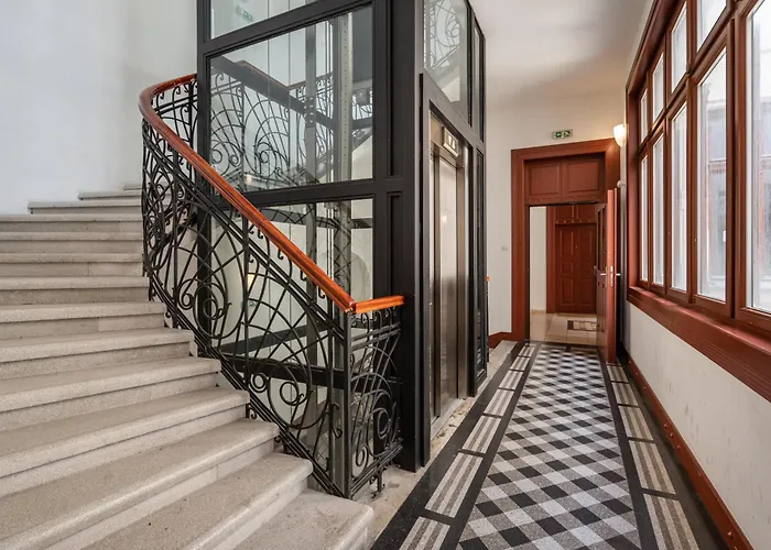 D16 - Gozsdu Garden - Location By Bqa Apartment